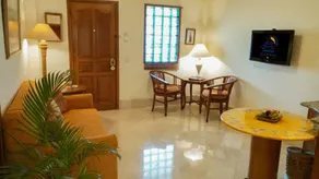 Bagus Narendra Apartments - Image 2