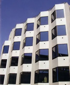 Station Hotel Chabo - Image 1