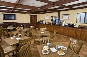 Park Vue Inn - Image 5