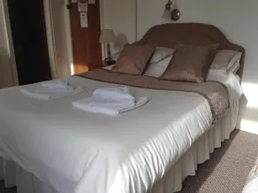 Legends Hotel - Image 4
