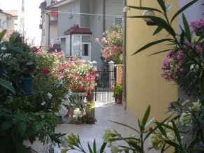 Guest House Stoyanovi - Image 2