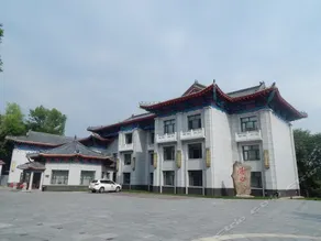 Jingpohu Hotel - Image 5