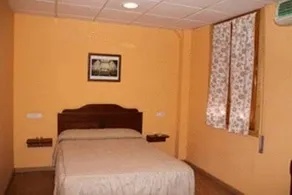 Hostal Bonavía - Image 2