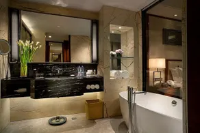 Crowne Plaza Yiwu Expo - Image 3