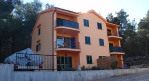 Apartment Mijos - Image 3