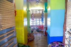 Flotsam & Jetsam Artist Beach Hostel - Image 4