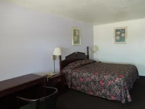 Knights Inn Mineral Wells - Image 5