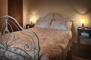 McCauley's Cottage - Image 3