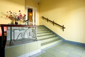 Well Hotel - Image 4