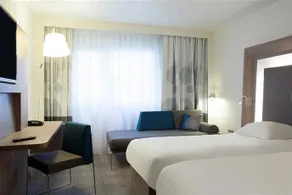 Novotel Manchester Centre - Image 5