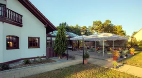 Lokal Genial Pension & Restaurant - Image 2