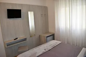 Hotel Edelweiss - Image 5