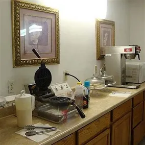Bellefontaine Inn - Image 5
