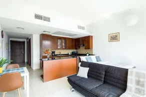 8 Boulevard Walk - Guestready - Image 1