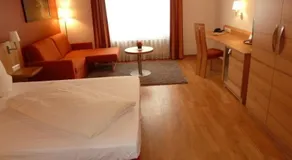 BusinessHotel Schramberg - Image 3