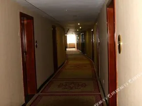 WANFENG INTERNATIONAL HOTEL - Image 3