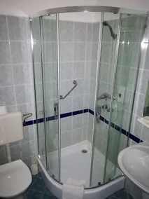Ce Quelle Hotel - Image 5