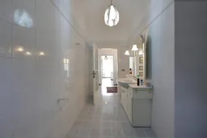 Mia's Home - Image 3