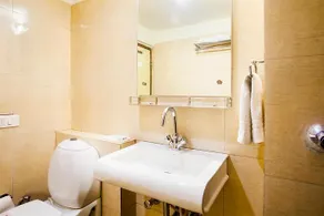 Hotel Poonam Plaza - Image 5