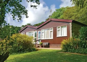 Penvale Lakes Lodges - Image 2