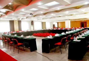 Liaoning Guoda Hotel - Image 4