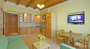 Apartments Victoria - Image 4