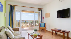 Apartamentos Gran Vista Son Bou A & B - Image 3