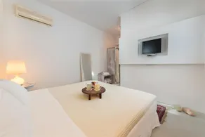 F Charm Hotel - Image 5