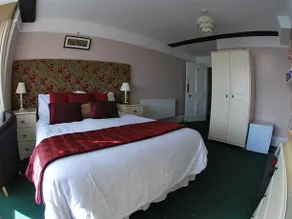 Wogan House - Image 5
