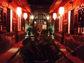 Hui Yi Courtyard - Image 3
