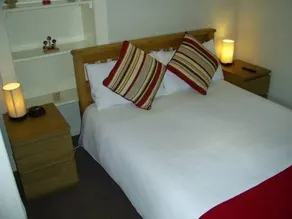 Abbey Cottage Bed and Breakfast - Image 5