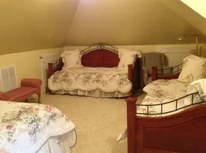 Victorian Elegance Inn - Image 3