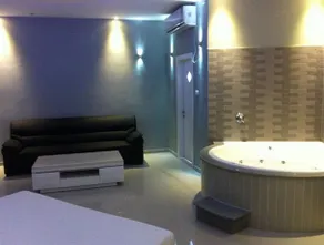 Spat Rooms - Image 4