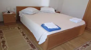 MIRELA house with apartment - Image 3