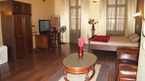 Budapest Royal Suites - Image 4