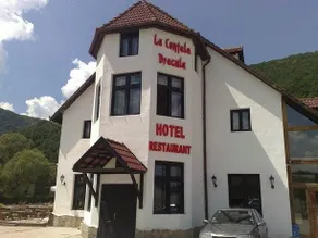 Hotel La Contele Dracula - Image 2