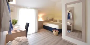 Hotel Negresco - Image 2