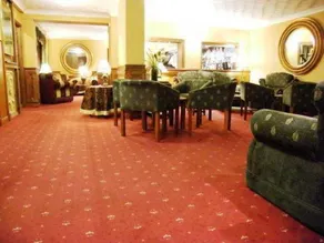 Birch Hotel - Image 5