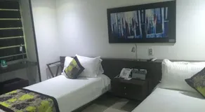 Hotel Golden Palermo - Image 2