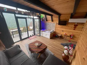 Elva Bungalov - Image 5