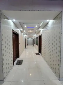 Hotel Marriot Inn - Image 1