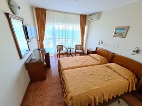 Hotel Comandor - Image 4
