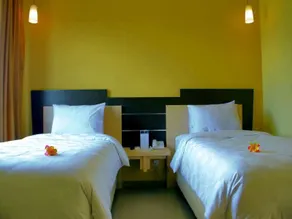 M Hotel - Image 5