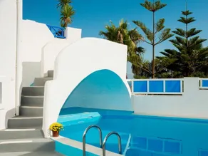 Georgis Apartments - Image 2