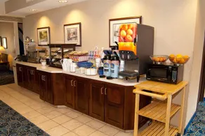 Best Western Plus Mt. Orab Inn - Image 2