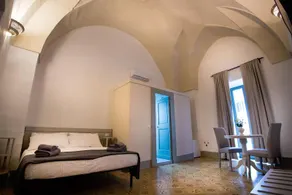 Le Finestre Su Porta Carrese - Luxury Rooms & Suit - Image 4