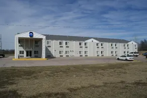 Americas Best Value Inn - Image 4