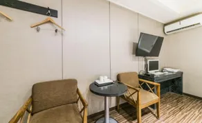 Rampart Hotel - Image 4