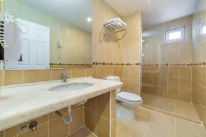 Royalisa City Apart Hotel - Image 3