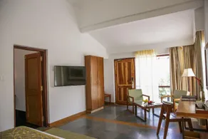 lebua Corbett - Image 2